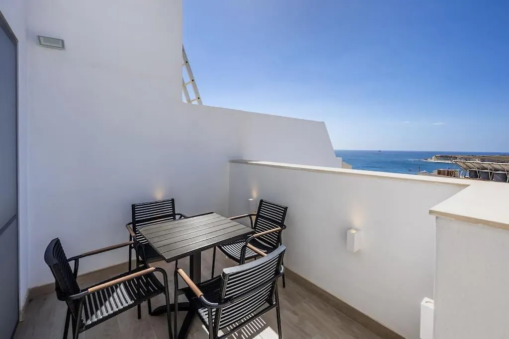 The Sixth - Luxury Penthouse Apartment Marsaskala